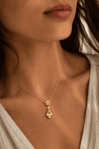 Minimalist vs Bold Jewelry
